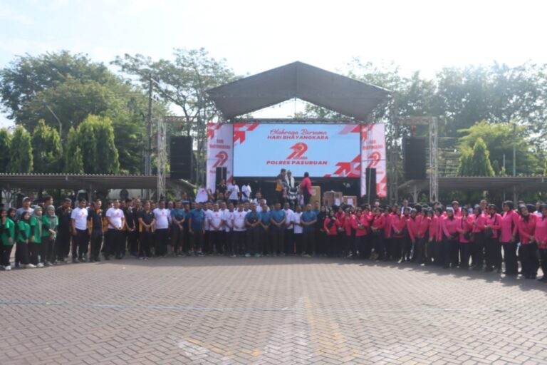Olahraga Bersama Warnai Peringatan Hari Bhayangkara ke-79 di Mapolres Pasuruan