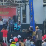 Ribuan warga Meriahkan Jalan Sehat Aliansi Madura Indonesia, Hadiah Utama Sepeda Listrik dan Ratusan Doorprize IMG-20250901-WA0038